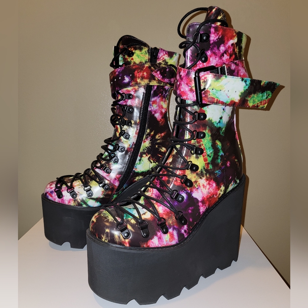 Club Exx Dolls Kill Traitor Boots Acid Sunrise Size 10